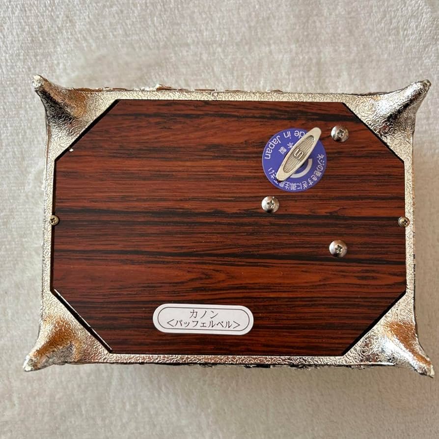 小樽オルゴール堂　オルゴール付きジュエリーボックス　パッフェルベルのカノン箱付き Amazon.co.jp: 小樽オルゴール堂 オルゴール付きジュエリー